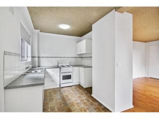 View profile: Secluded and Leafy Outlook!