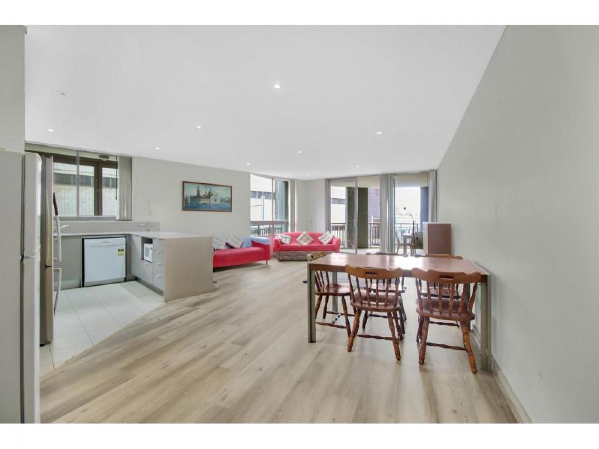 9 / 313 Crown Street, Wollongong, New South Wales 2500 All