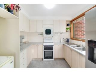 View profile: Modern Comfort in Prime Location: Keiraville Gem
