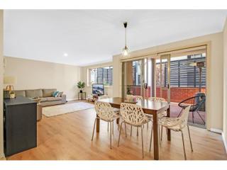 View profile: Your Cozy Oasis in Wollongong: 2/4-6 Victoria Street!