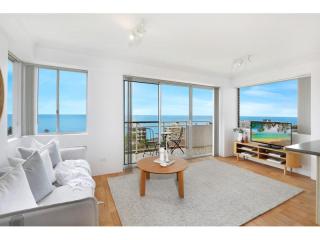 View profile: Ocean-View Oasis: Modern Luxury Living in Wollongong's Prime Locale